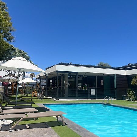 Luxury One Bedroom Apartment Somerset West Exterior foto